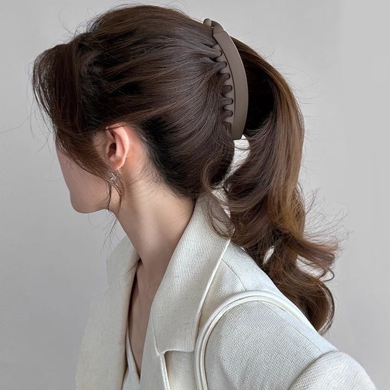 Large Twist Banana Claw Clip 13cm